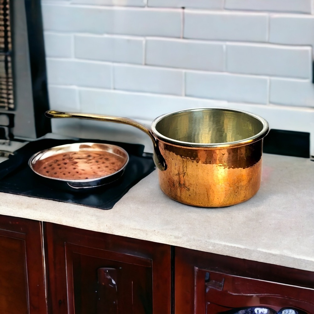 Beautiful Hammered Copper Italy Sauce Pan‎ With Rolled  Rim 3+ Qt